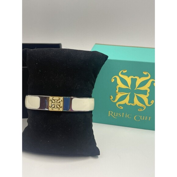 Rustic Cuff Silver Tone Cream Enamel Hindged Bangle Bracelet New - Picture 1 of 11